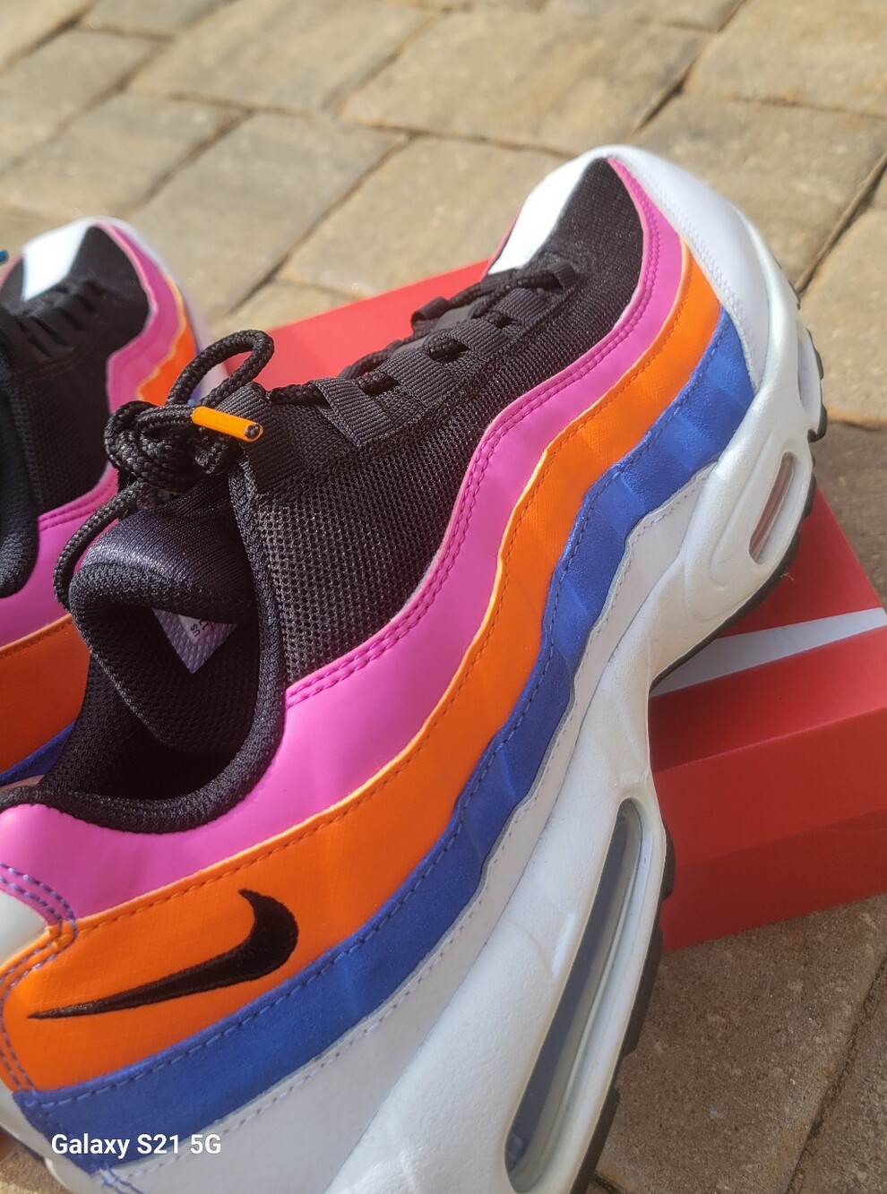 Nike Air Max 95 'EssentialMulti' - Picture 2 of 9